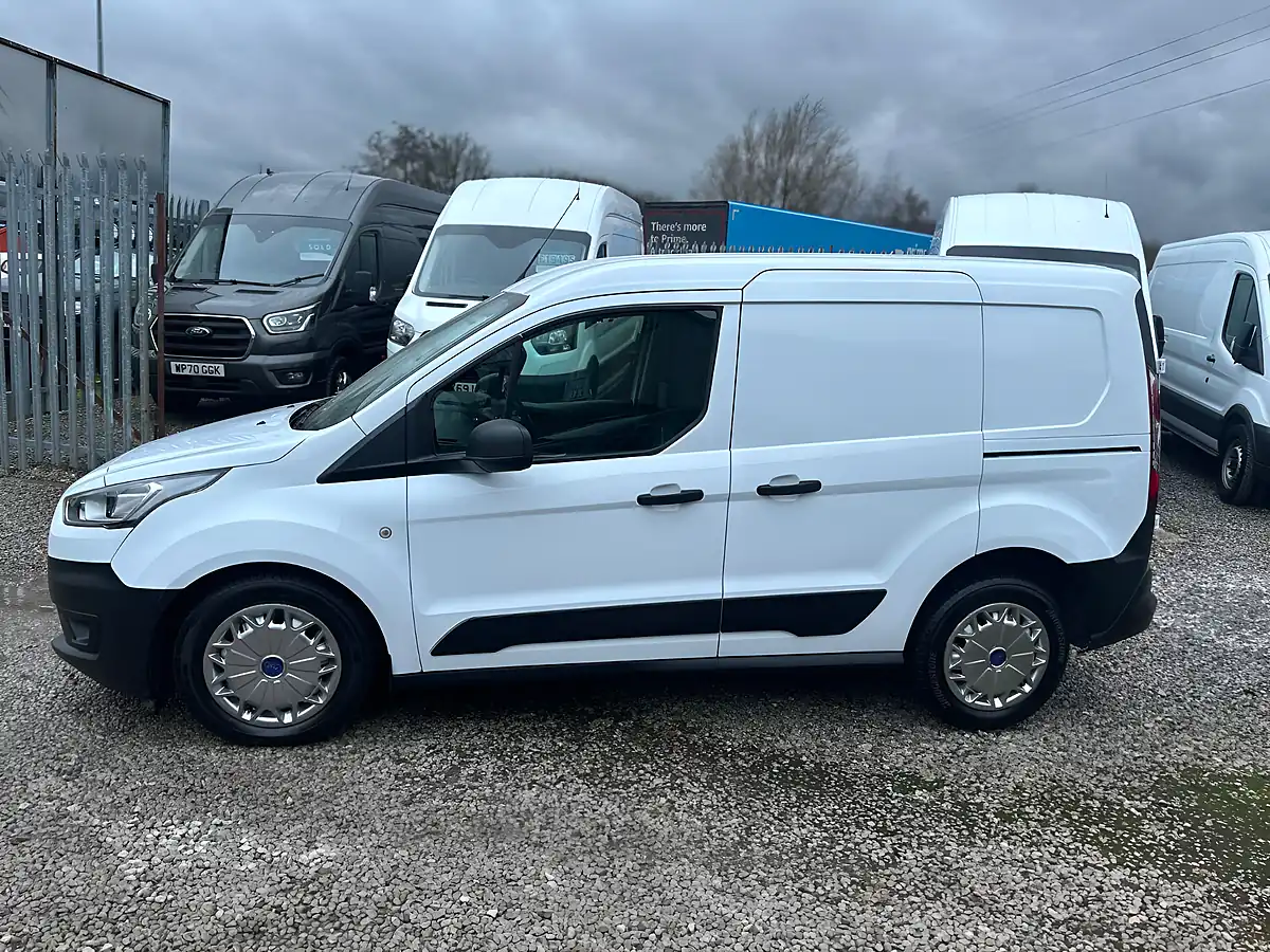 Used 2018 Ford Transit Connect Combi Van White - Interior and Exterior details 8
