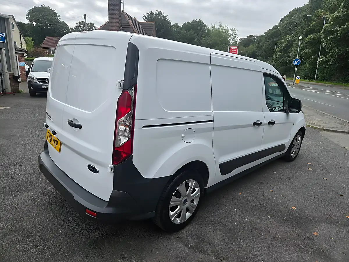 Used 2018 Ford Transit Connect D/Cab Van White - Interior and Exterior details 10