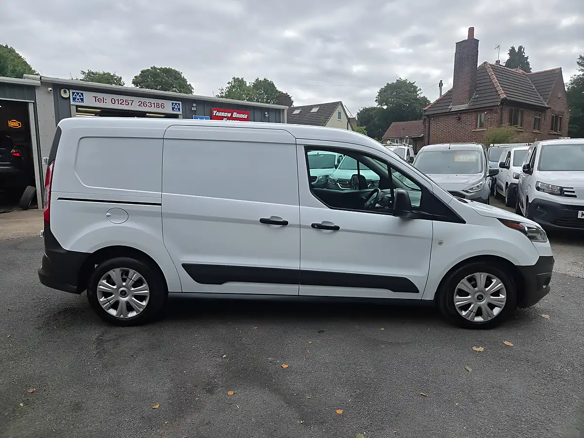 Used 2018 Ford Transit Connect D/Cab Van White - Interior and Exterior details 11