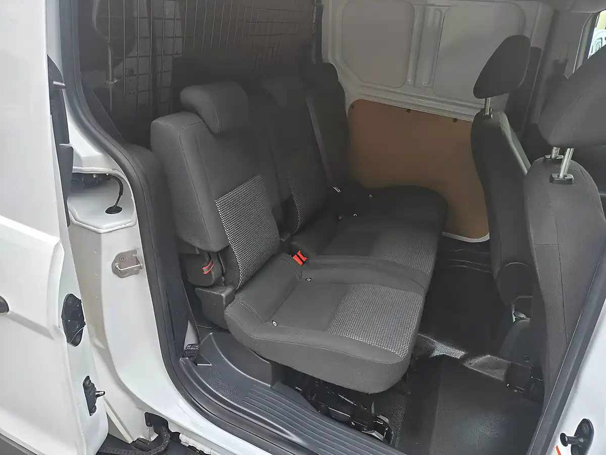 Used 2018 Ford Transit Connect D/Cab Van White - Interior and Exterior details 12