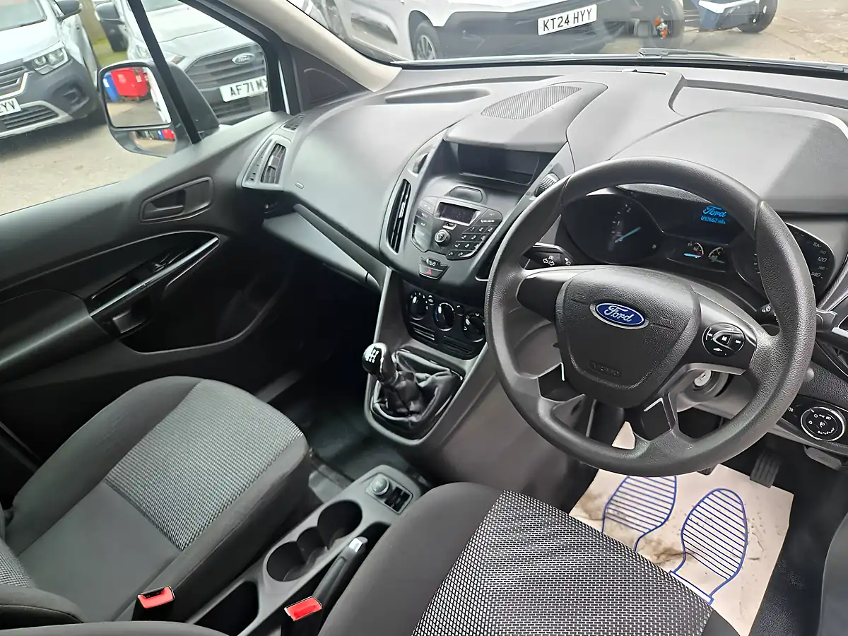 Used 2018 Ford Transit Connect D/Cab Van White - Interior and Exterior details 15