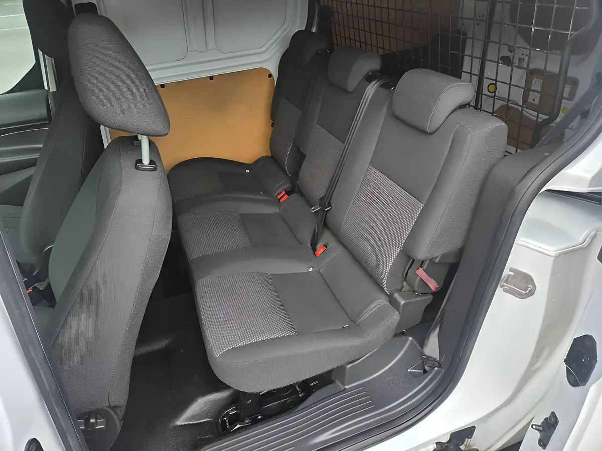 Used 2018 Ford Transit Connect D/Cab Van White - Interior and Exterior details 6