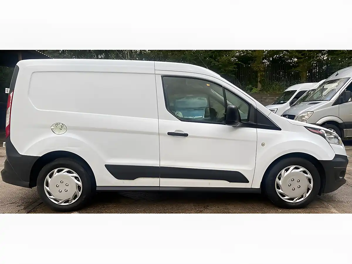 Used 2018 Ford Transit Connect Econetic White - Interior and Exterior details 4