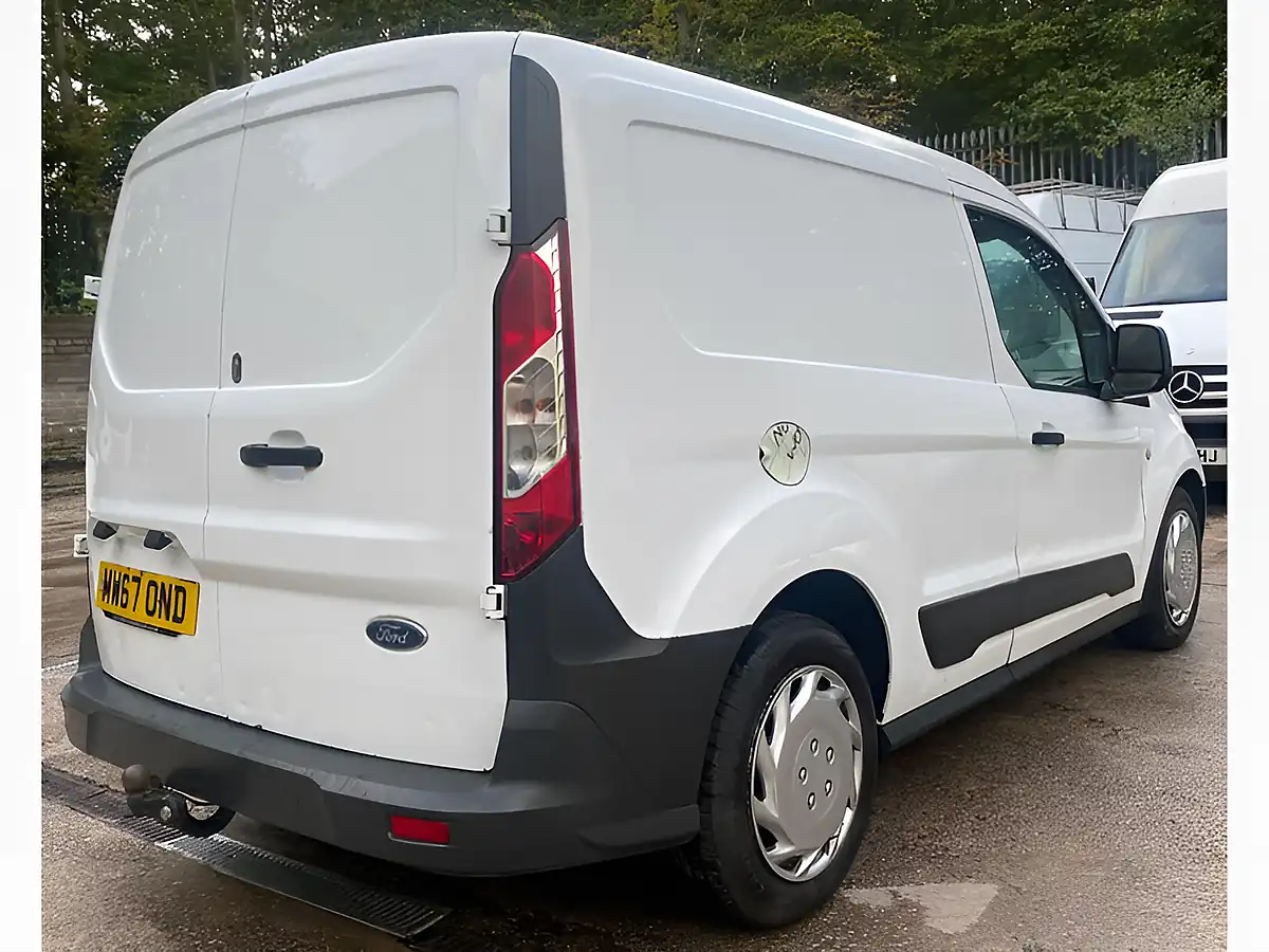 Used 2018 Ford Transit Connect Econetic White - Interior and Exterior details 6