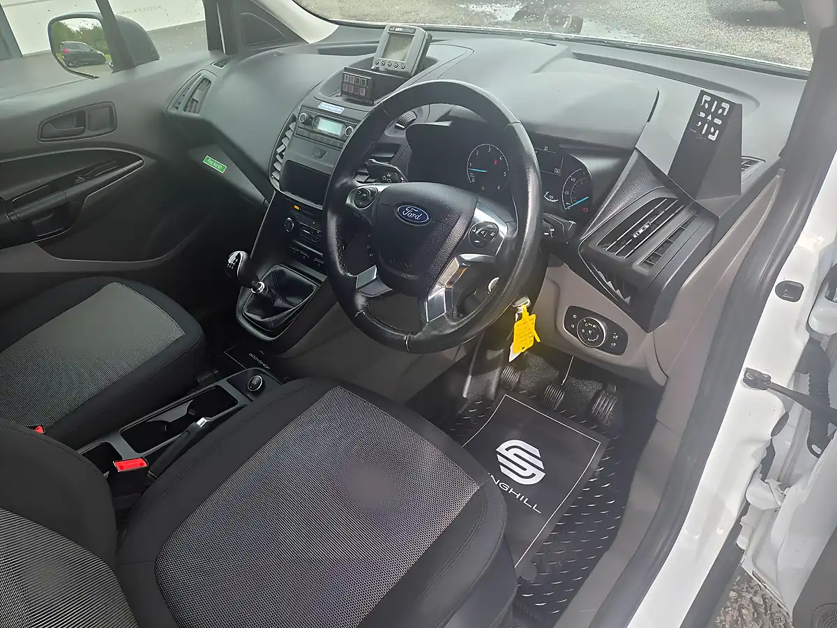 Used 2018 Ford Transit Connect L1 White - Interior and Exterior details 14