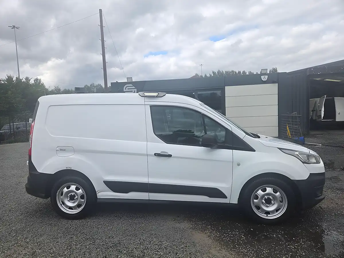 Used 2018 Ford Transit Connect L1 White - Interior and Exterior details 3