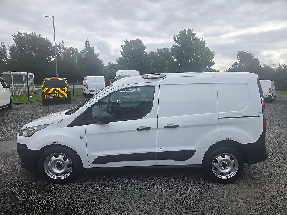 Used 2018 Ford Transit Connect L1 White - Interior and Exterior details 8