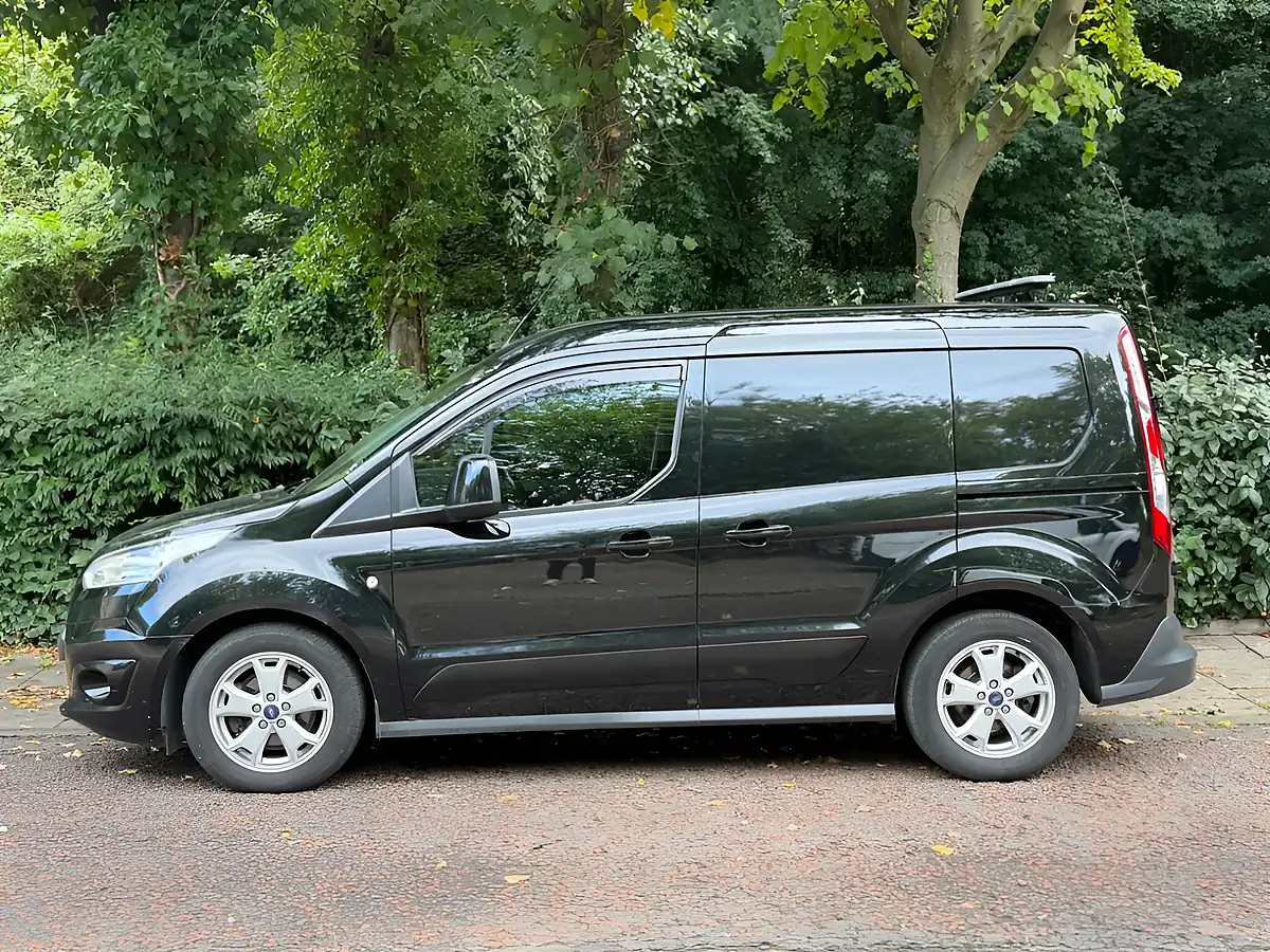 Used 2018 Ford Transit Connect Limited L1 H1 Black - Interior and Exterior details 9