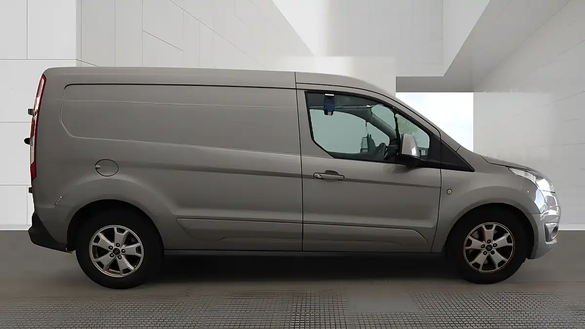 Used 2018 Ford Transit Connect Limited Silver - Interior and Exterior details 6