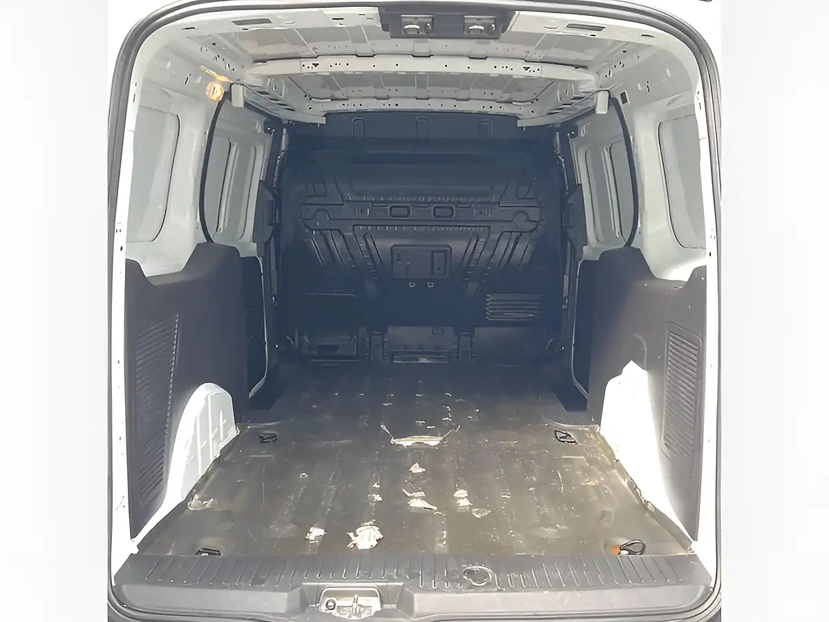 Used 2018 Ford Transit Connect Limited White - Interior and Exterior details 11
