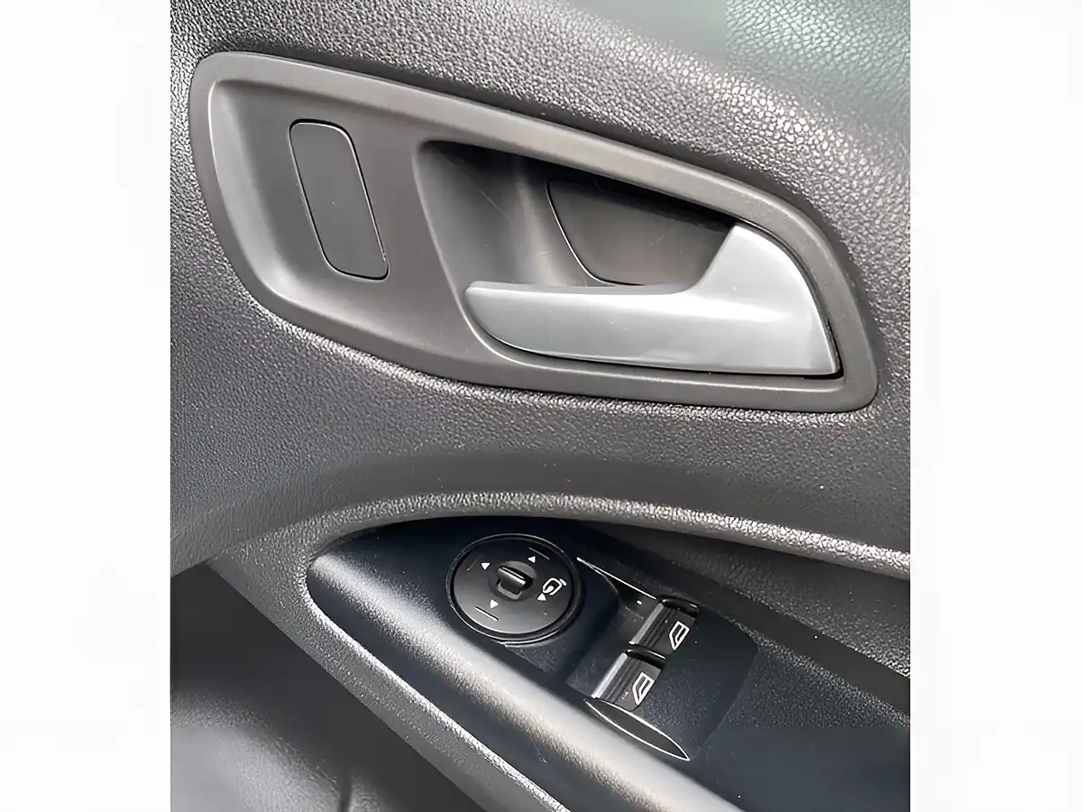 Used 2018 Ford Transit Connect Limited White - Interior and Exterior details 15