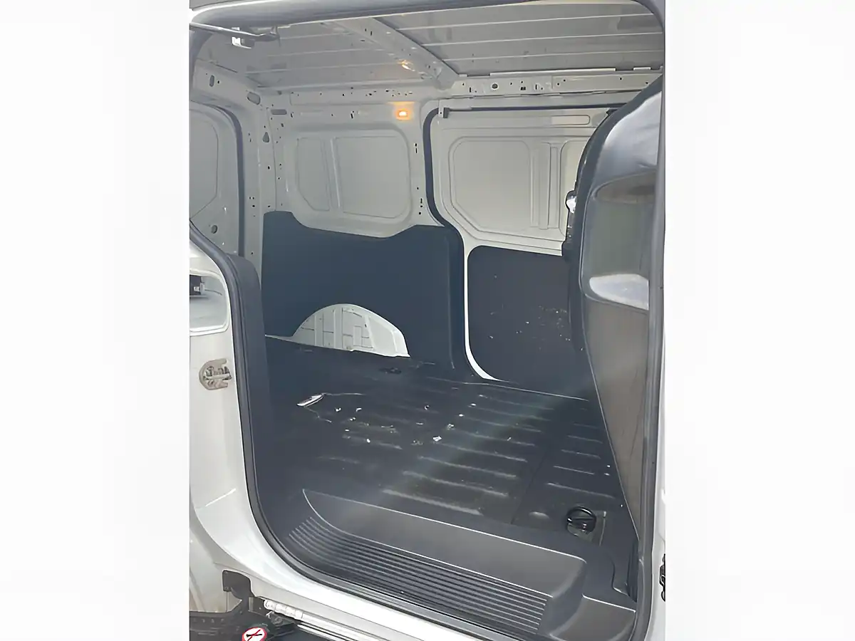 Used 2018 Ford Transit Connect Limited White - Interior and Exterior details 9