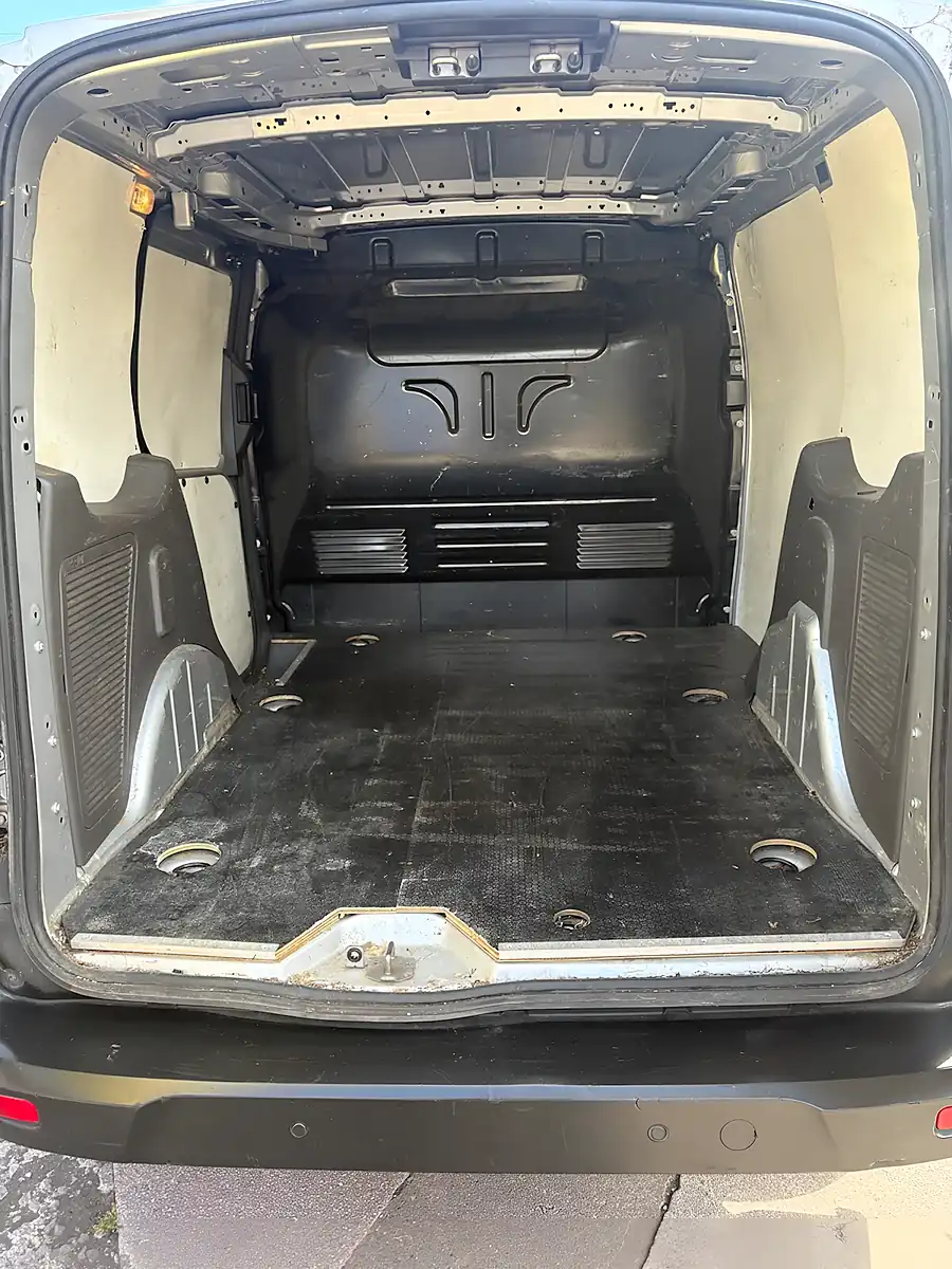 Used 2018 Ford Transit Connect Panel Van L1 Silver - Interior and Exterior details 7