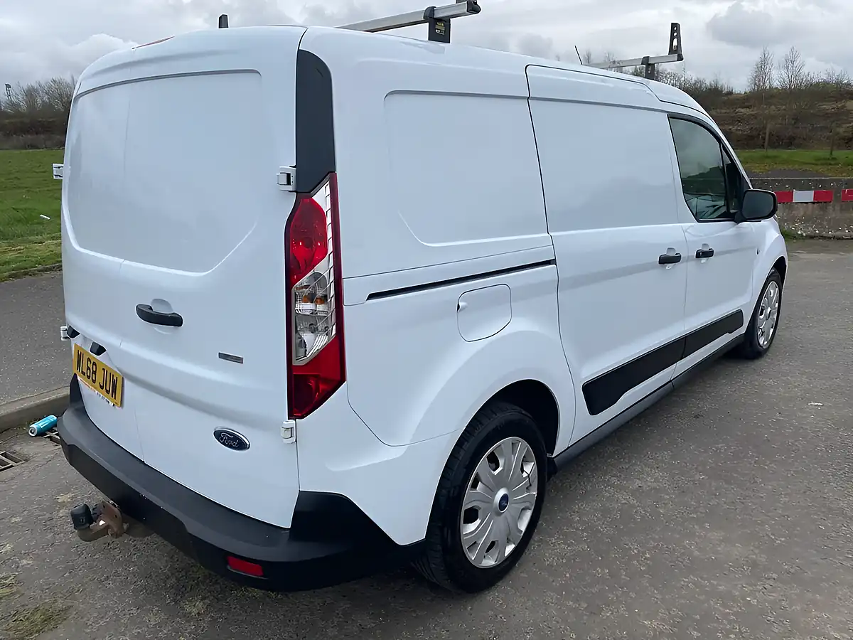 Used 2018 Ford Transit Connect Trend White - Interior and Exterior details 3