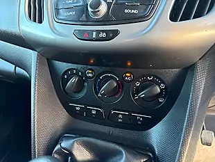 Used 2018 Ford Transit Connect Trend White - Interior and Exterior details 17