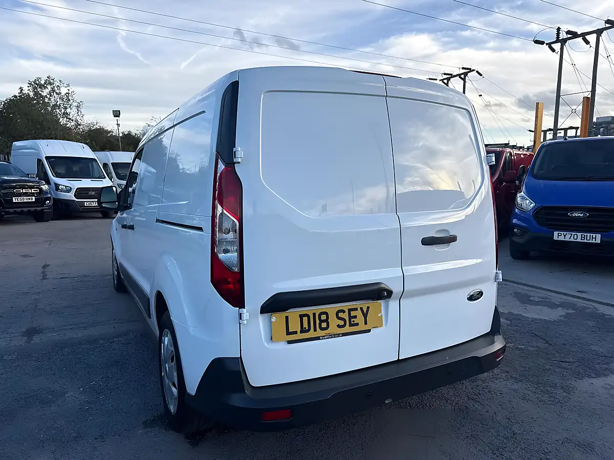 Used 2018 Ford Transit Connect Trend White - Interior and Exterior details 18