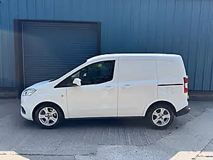 Used 2018 Ford Transit Courier Limited White - Interior and Exterior details 4