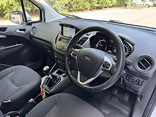 Used 2018 Ford Transit Courier Limited White - Interior and Exterior details 9