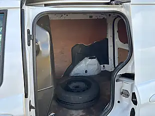 Used 2018 Ford Transit Courier Trend White - Interior and Exterior details 11
