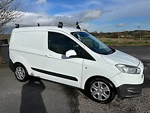 Used 2018 Ford Transit Courier Trend White - Interior and Exterior details 2