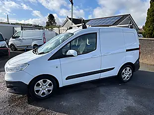 Used 2018 Ford Transit Courier Trend White - Interior and Exterior details 8