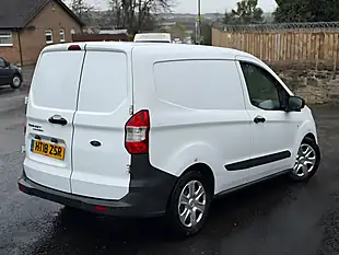 Used 2018 Ford Transit Courier Trend White - Interior and Exterior details 3