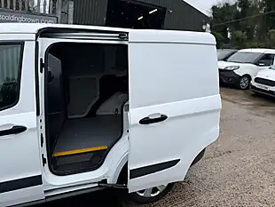 Used 2018 Ford Transit Courier Trend White - Interior and Exterior details 8