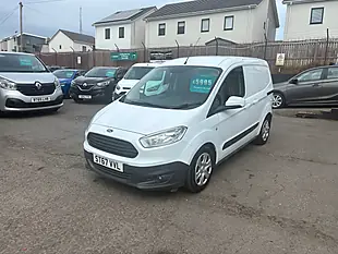 Used 2018 Ford Transit Courier Trend White - Interior and Exterior details 7