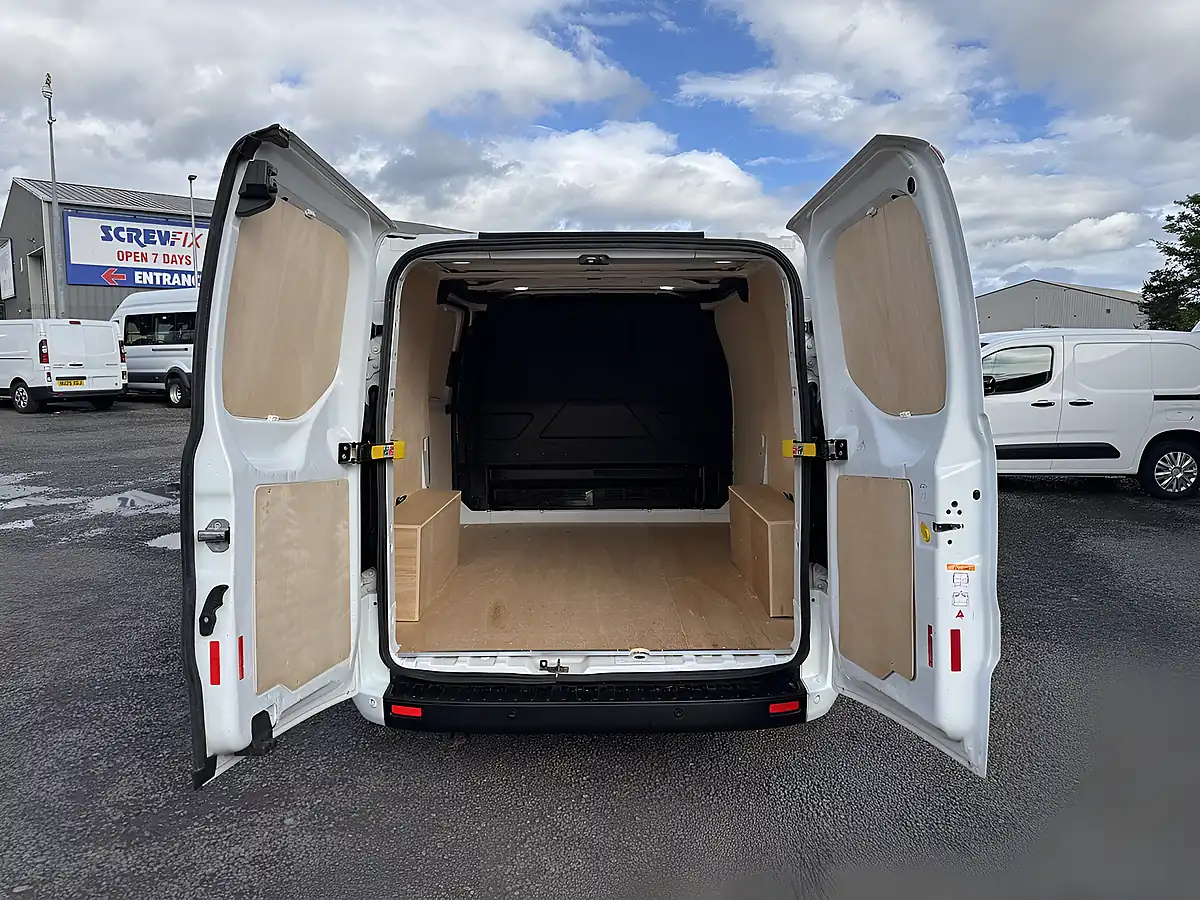 Used 2018 Ford Transit Custom 280 L1 H1 Trend White - Interior and Exterior details 17
