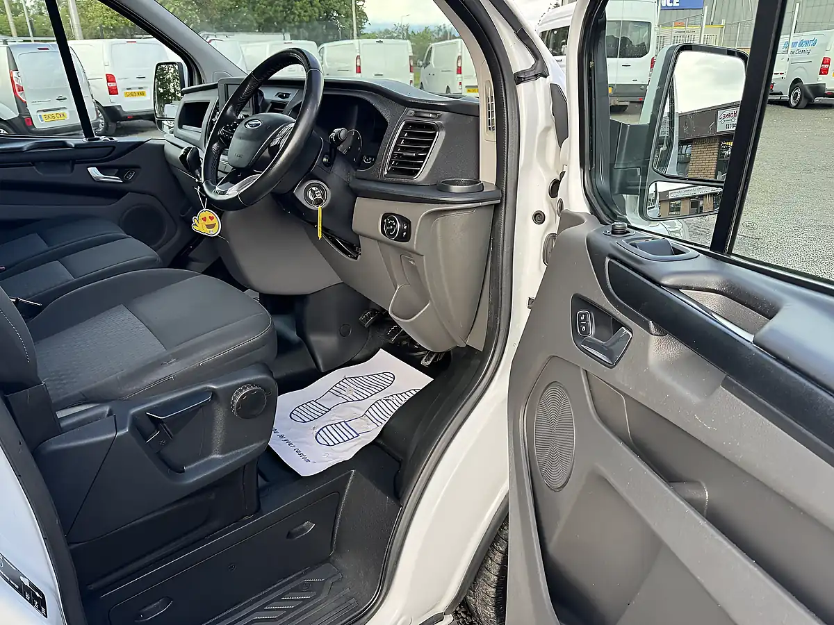 Used 2018 Ford Transit Custom 280 L1 H1 Trend White - Interior and Exterior details 18