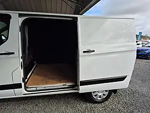 Used 2018 Ford Transit Custom 280 L1 H1 White - Interior and Exterior details 14