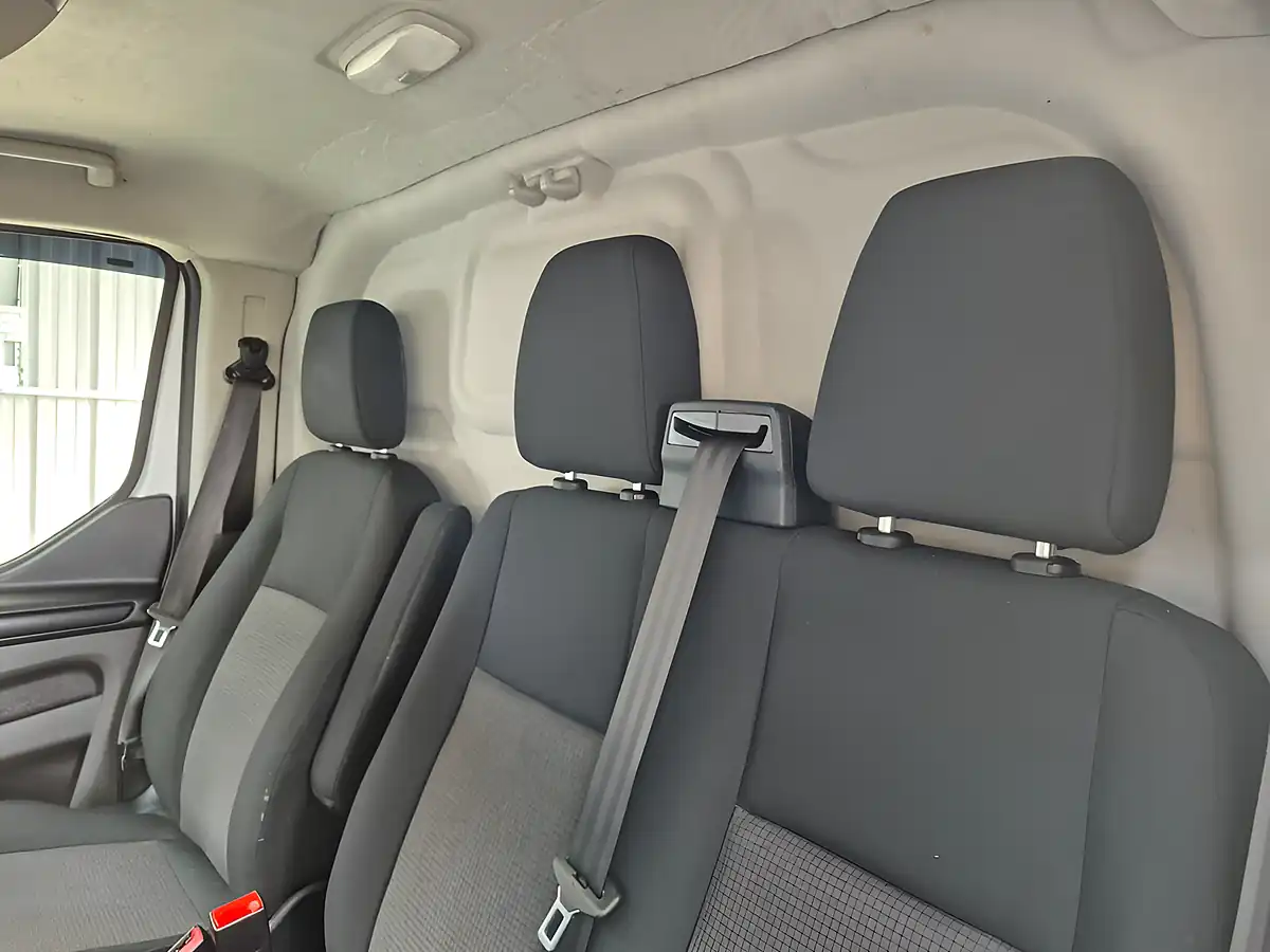 Used 2018 Ford Transit Custom 280 L1 H1 White - Interior and Exterior details 18