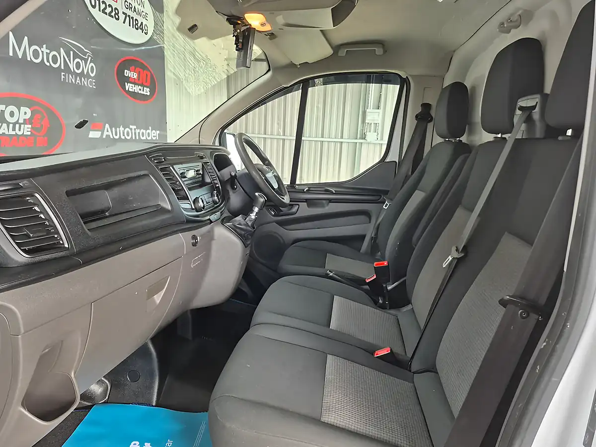 Used 2018 Ford Transit Custom 280 L1 H1 White - Interior and Exterior details 20