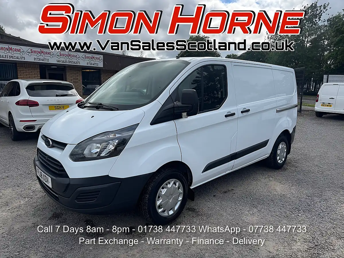 Used 2018 Ford Transit Custom 290 L1 H1 White - Front View
