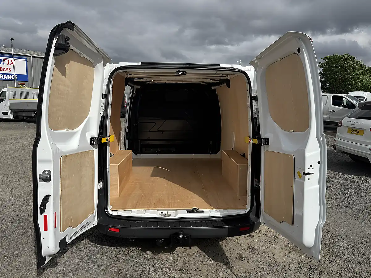Used 2018 Ford Transit Custom 290 L1 H1 White - Interior and Exterior details 14