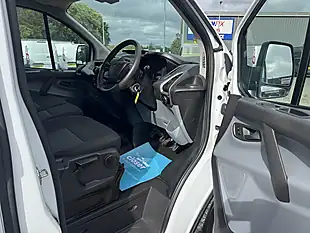 Used 2018 Ford Transit Custom 290 L1 H1 White - Interior and Exterior details 16