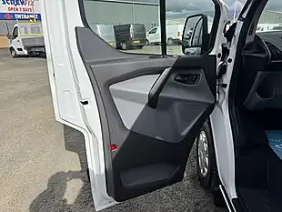 Used 2018 Ford Transit Custom 290 L1 H1 White - Interior and Exterior details 9