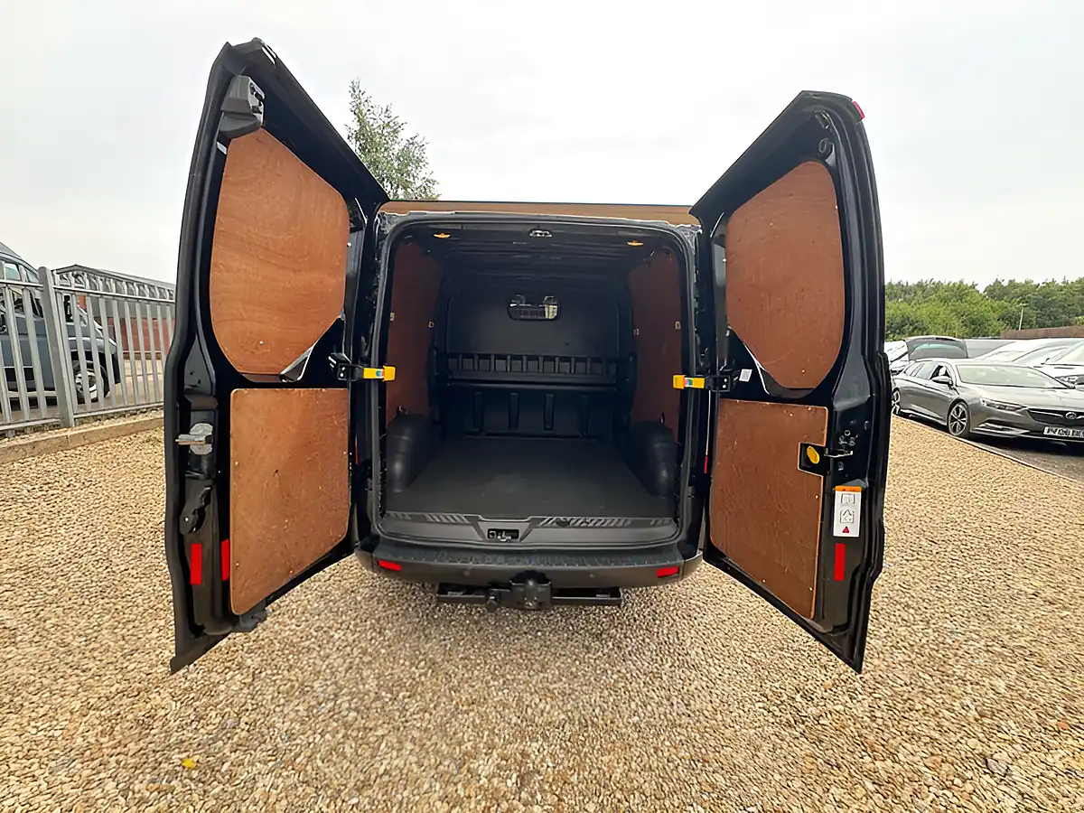 Used 2018 Ford Transit Custom 290 Limited Black - Interior and Exterior details 5