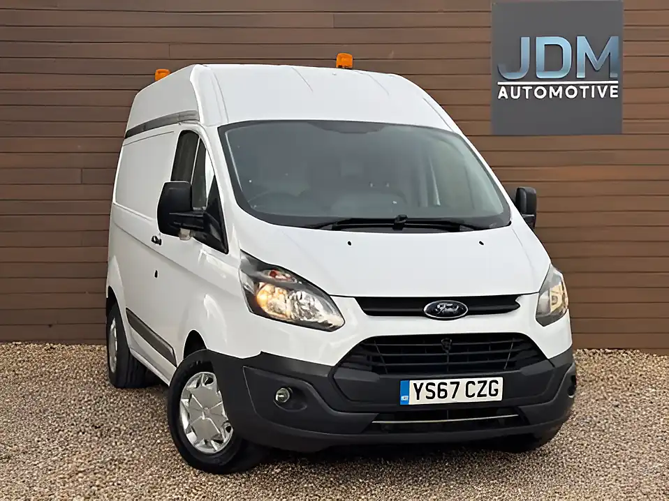 Used 2018 Ford Transit Custom 290 White - Interior and Exterior details 6