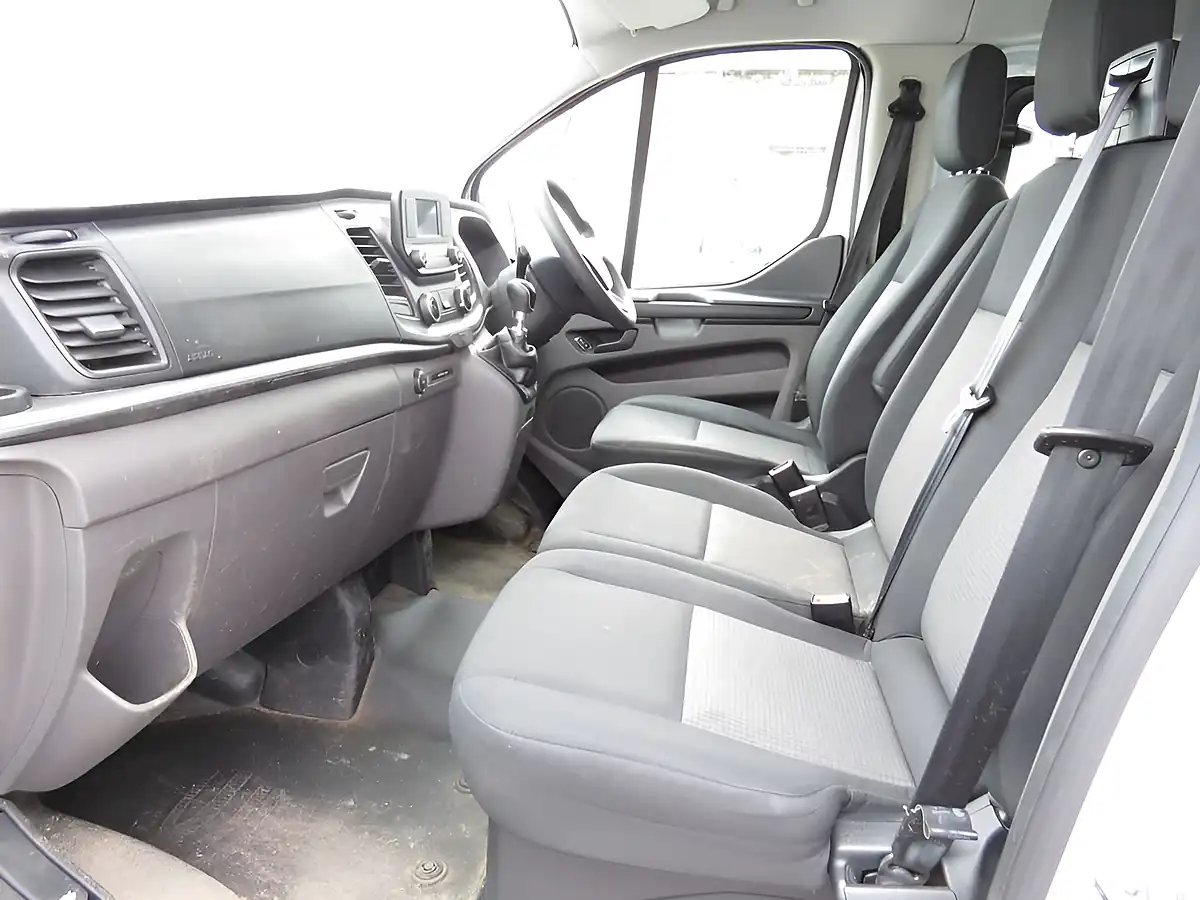 Used 2018 Ford Transit Custom 300 Double Cab 6 SEAT Crew Van L1 H1 White - Interior and Exterior details 8