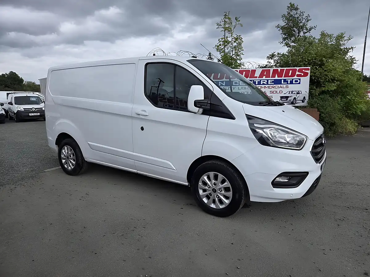 Used 2018 Ford Transit Custom 300 Limited White - Interior and Exterior details 2