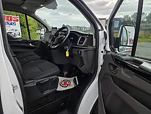 Used 2018 Ford Transit Custom 300 Limited White - Interior and Exterior details 9