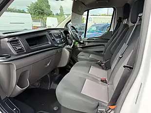 Used 2018 Ford Transit Custom 300 White - Interior and Exterior details 15