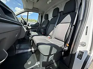 Used 2018 Ford Transit Custom 300 White - Interior and Exterior details 19