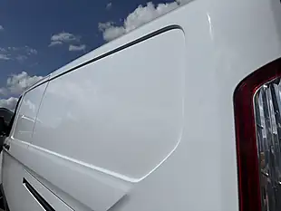Used 2018 Ford Transit Custom 300 White - Interior and Exterior details 9