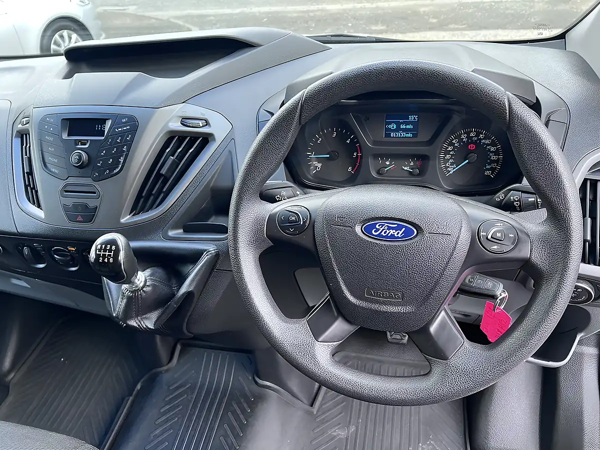 Used 2018 Ford Transit Custom 310 L1H1 Frozen White - Interior and Exterior details 11