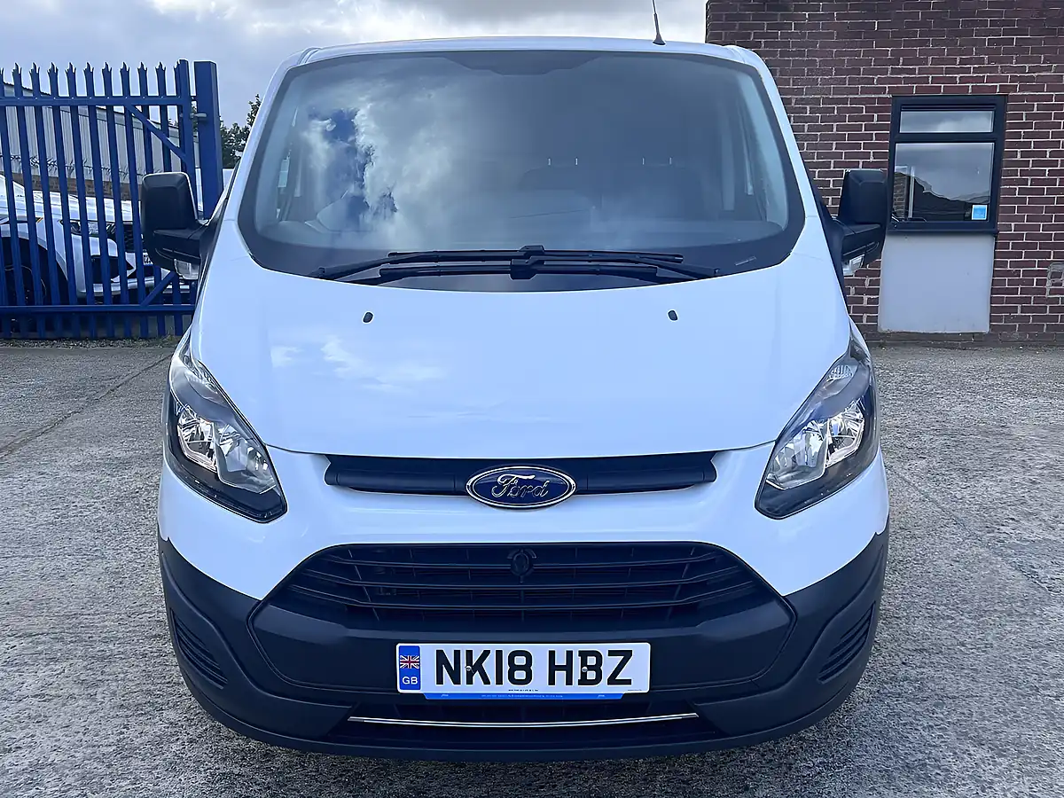 Used 2018 Ford Transit Custom 310 L1H1 Frozen White - Interior and Exterior details 19