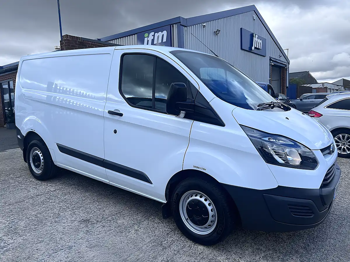 Used 2018 Ford Transit Custom 310 L1H1 Frozen White - Interior and Exterior details 20