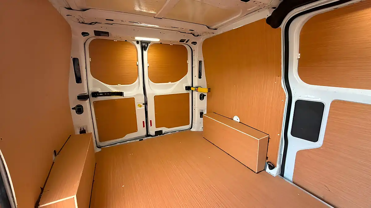 Used 2018 Ford Transit Custom 320 L1 H1 Twin Door White - Interior and Exterior details 5