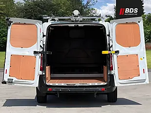 Used 2018 Ford Transit Custom 320 L1 H1 Twin Sliding Side Doors White - Interior and Exterior details 10